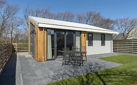 Gorgeous Holiday Home With Patio